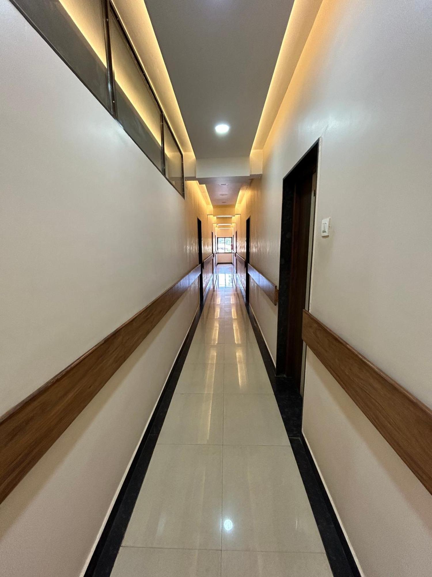 Hotel Aaba'S Gomantak Sawantwadi Dış mekan fotoğraf